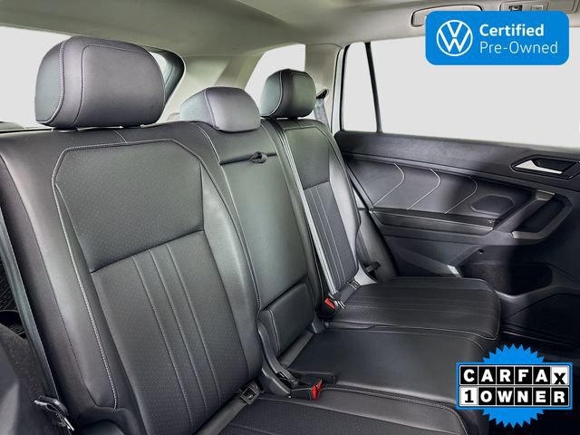 Certified 2022 Volkswagen Tiguan SE w/ Panoramic Sunroof Package image 28