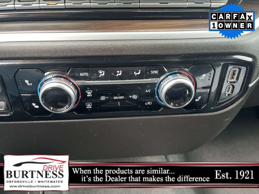 Certified 2025 GMC Sierra 1500 SLT image 17