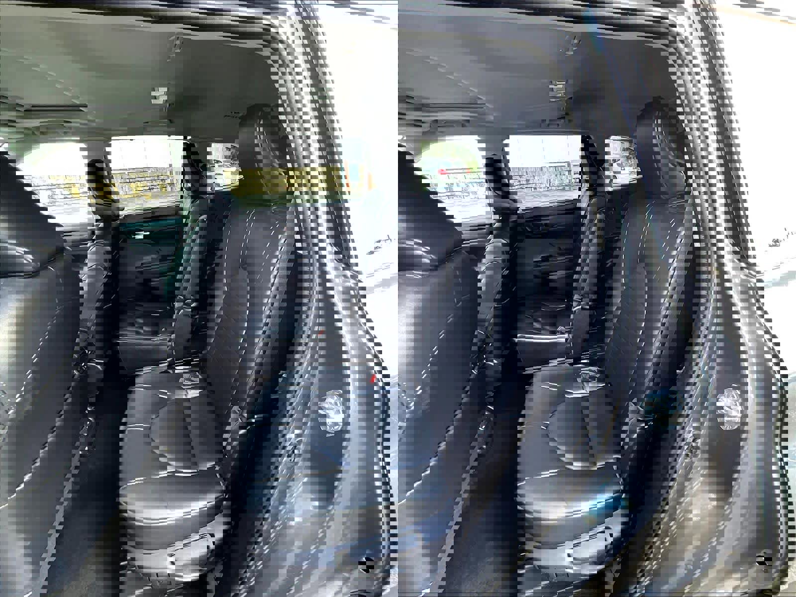 Used 2022 Toyota Highlander XLE image 15