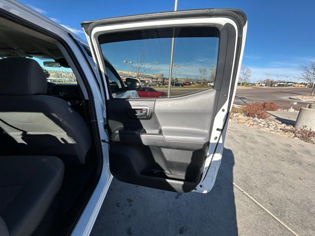 Used 2022 Toyota Tacoma SR image 35