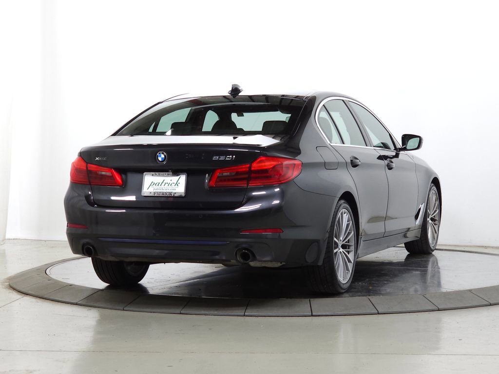 Used 2019 BMW 530i xDrive w/ Convenience Package AWD/4WD image 10