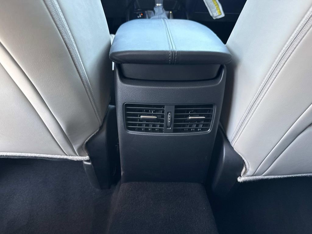 Certified 2025 MAZDA CX-30 AWD 2.5 S w/ Preferred Package image 23