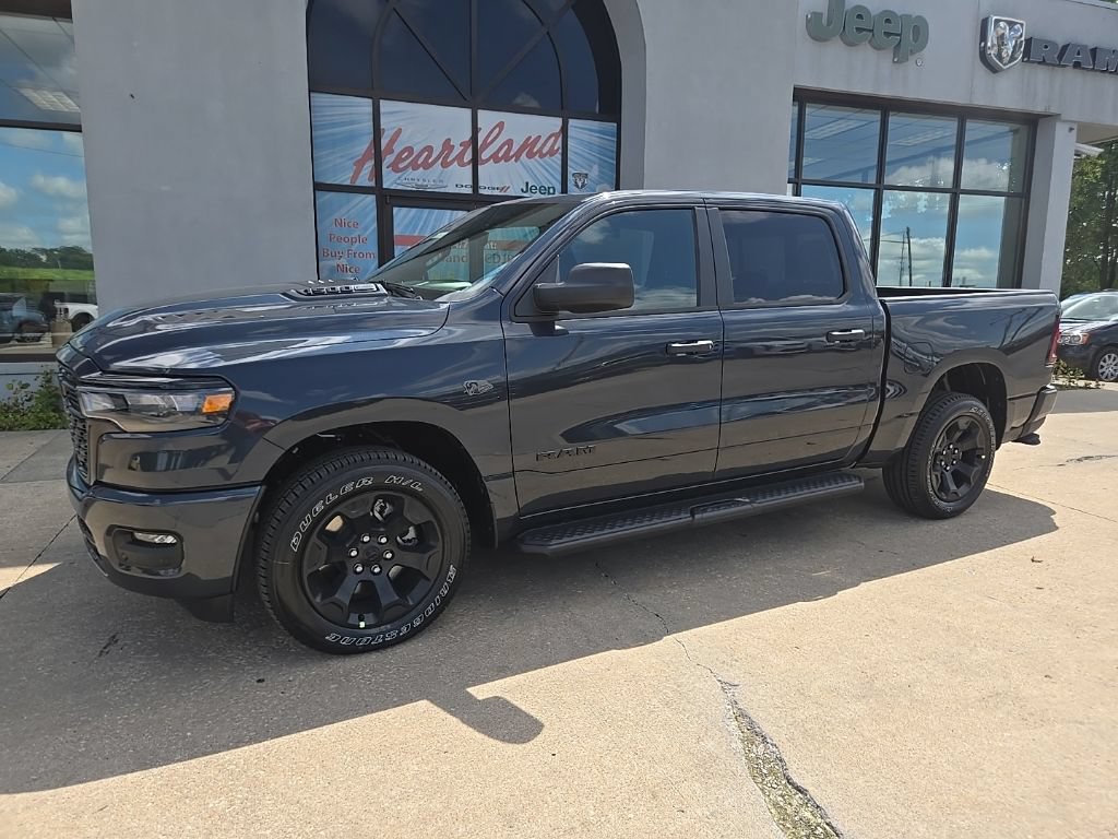 New 2027 RAM 1500 Express AWD/4WD image 3