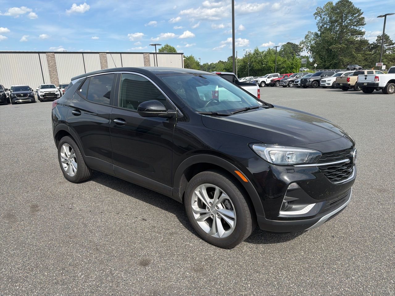 Used 2023 Buick Encore GX Preferred w/ Cold Weather Comfort Package image 9