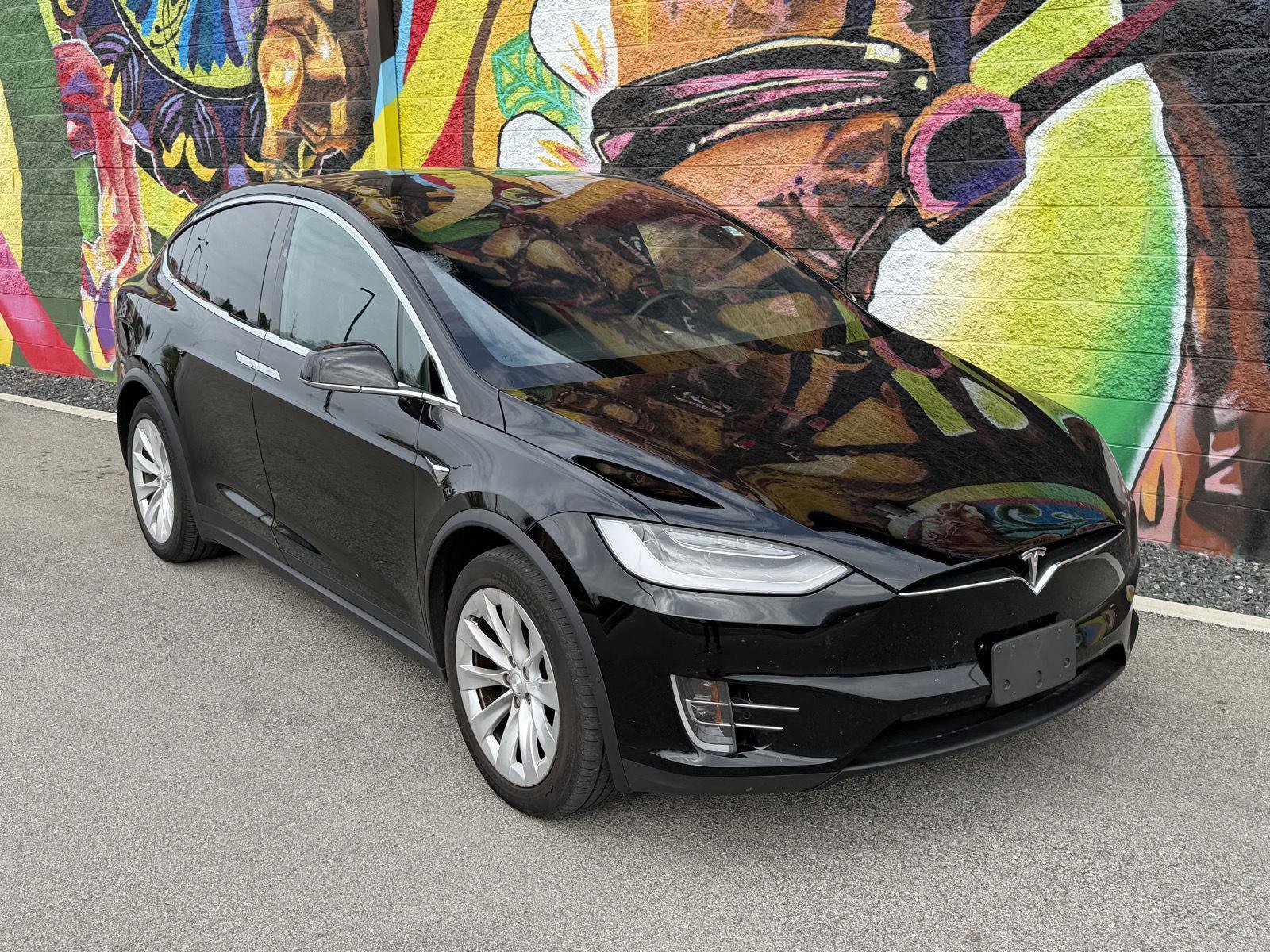 Used 2020 Tesla Model X Long Range image 2