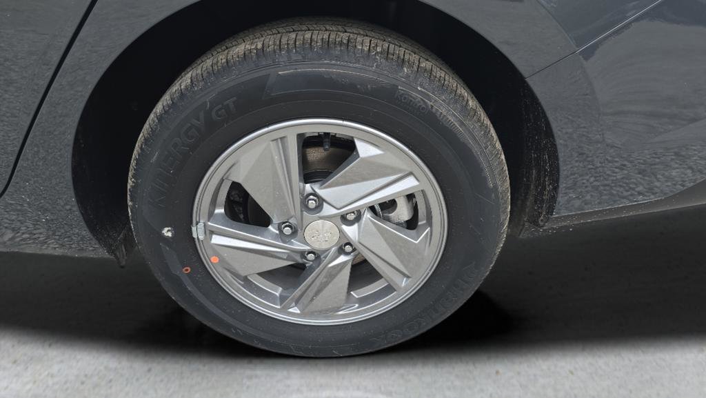 New 2026 Hyundai Elantra SE w/ Cargo Package FWD image 29