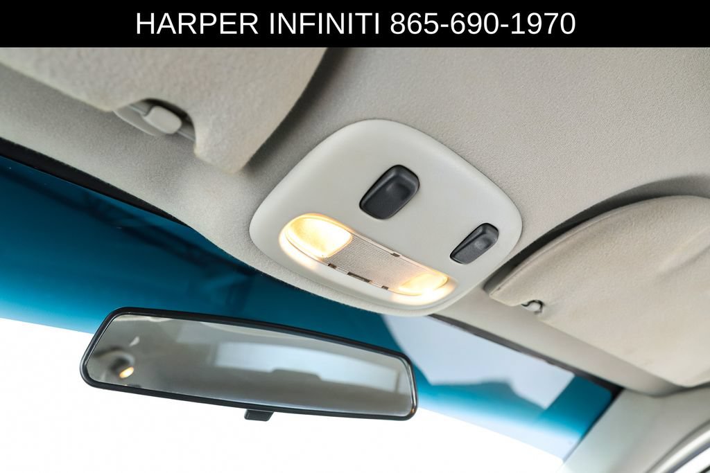 Used 2000 Lincoln Town Car Executive RWD image 60