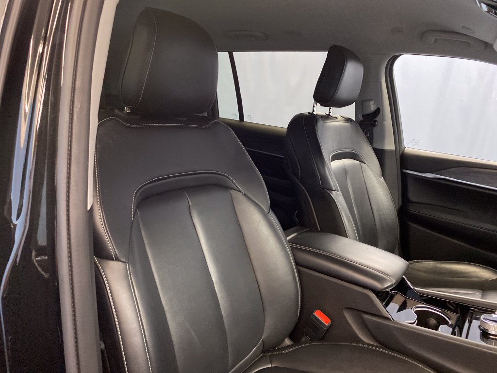 Certified 2021 Jeep Grand Cherokee L Limited AWD/4WD image 39