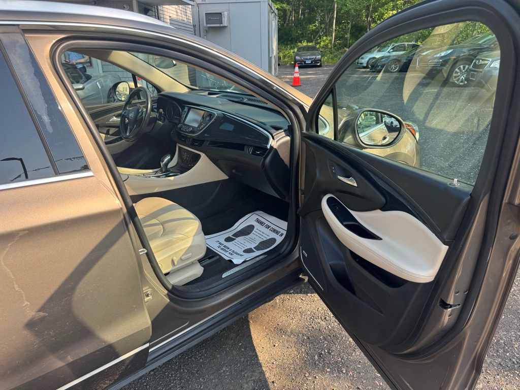 Used 2017 Buick Envision Premium w/ Driver Confidence Package AWD/4WD image 33