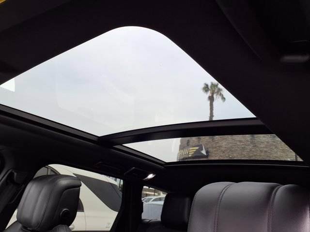 Used 2021 Land Rover Range Rover Sport HSE Dynamic image 31