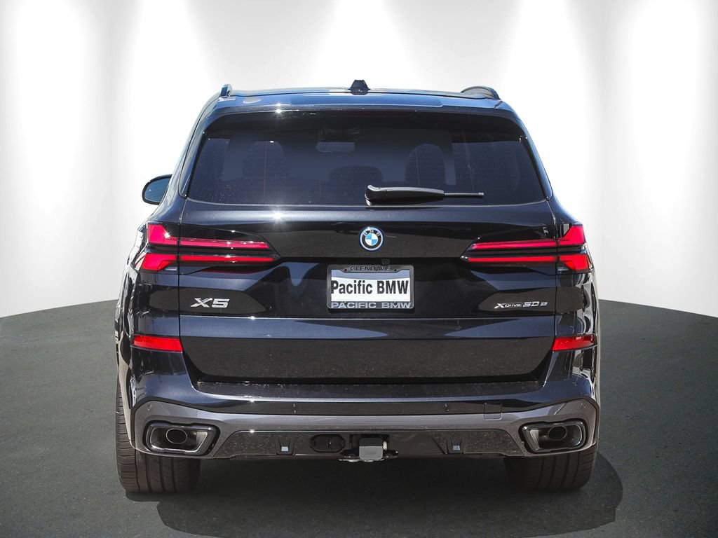 New 2026 BMW X5 xDrive50e w/ M Sport Package AWD/4WD image 5