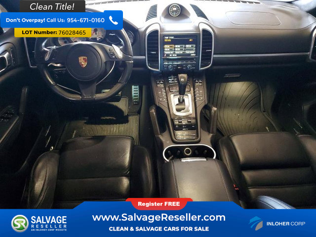 Used 2014 Porsche Cayenne Turbo image 11
