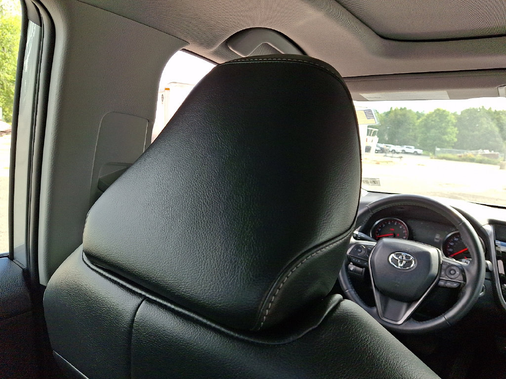 Used 2022 Toyota Camry XSE w/ Carpet Mat Package (TMS) AWD/4WD image 14