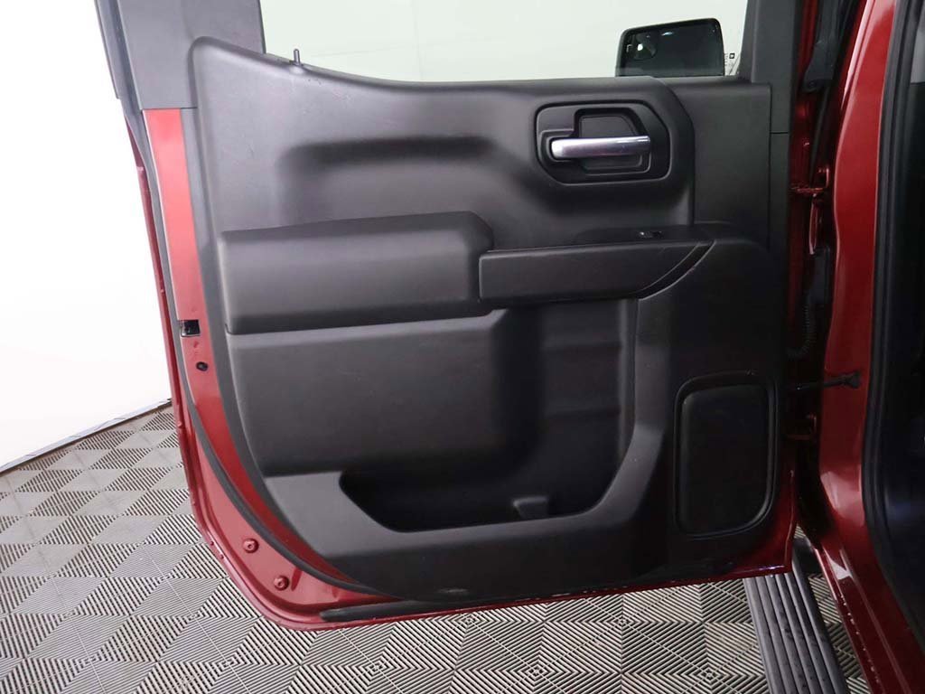 Used 2020 Chevrolet Silverado 1500 LT w/ LT Value Package image 17