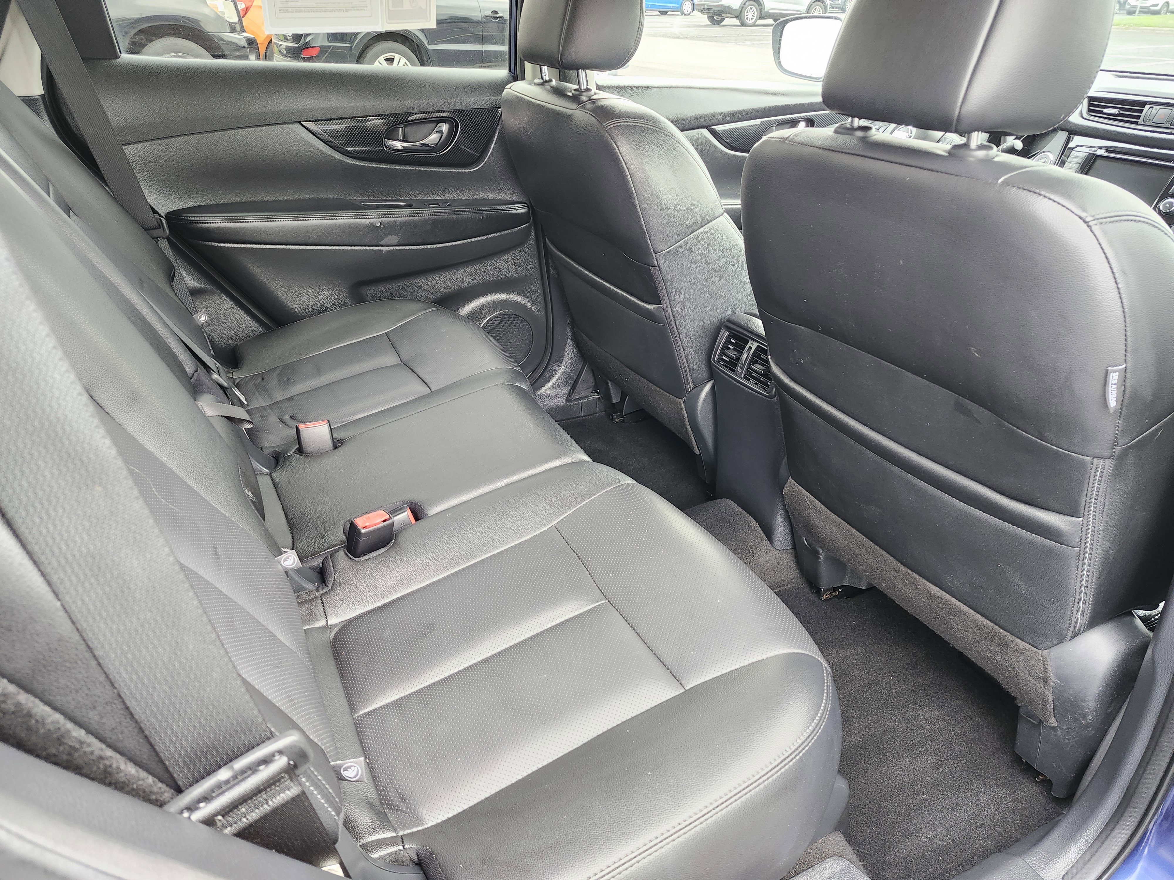 Used 2019 Nissan Rogue SL AWD/4WD image 22