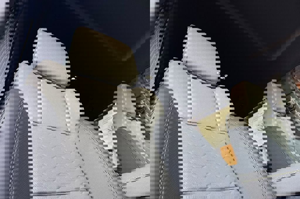 New 2026 Chevrolet Silverado 2500 ZR2 image 16