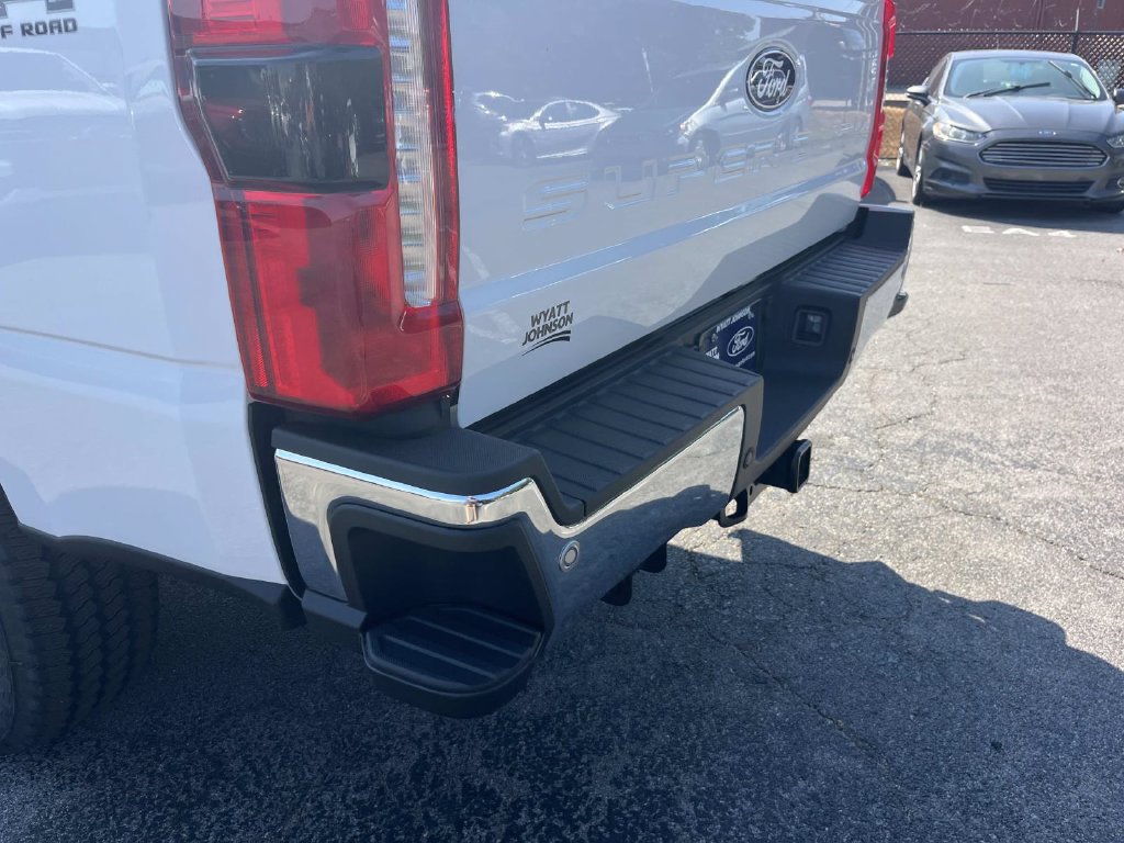 New 2027 Ford F250 Lariat AWD/4WD image 11