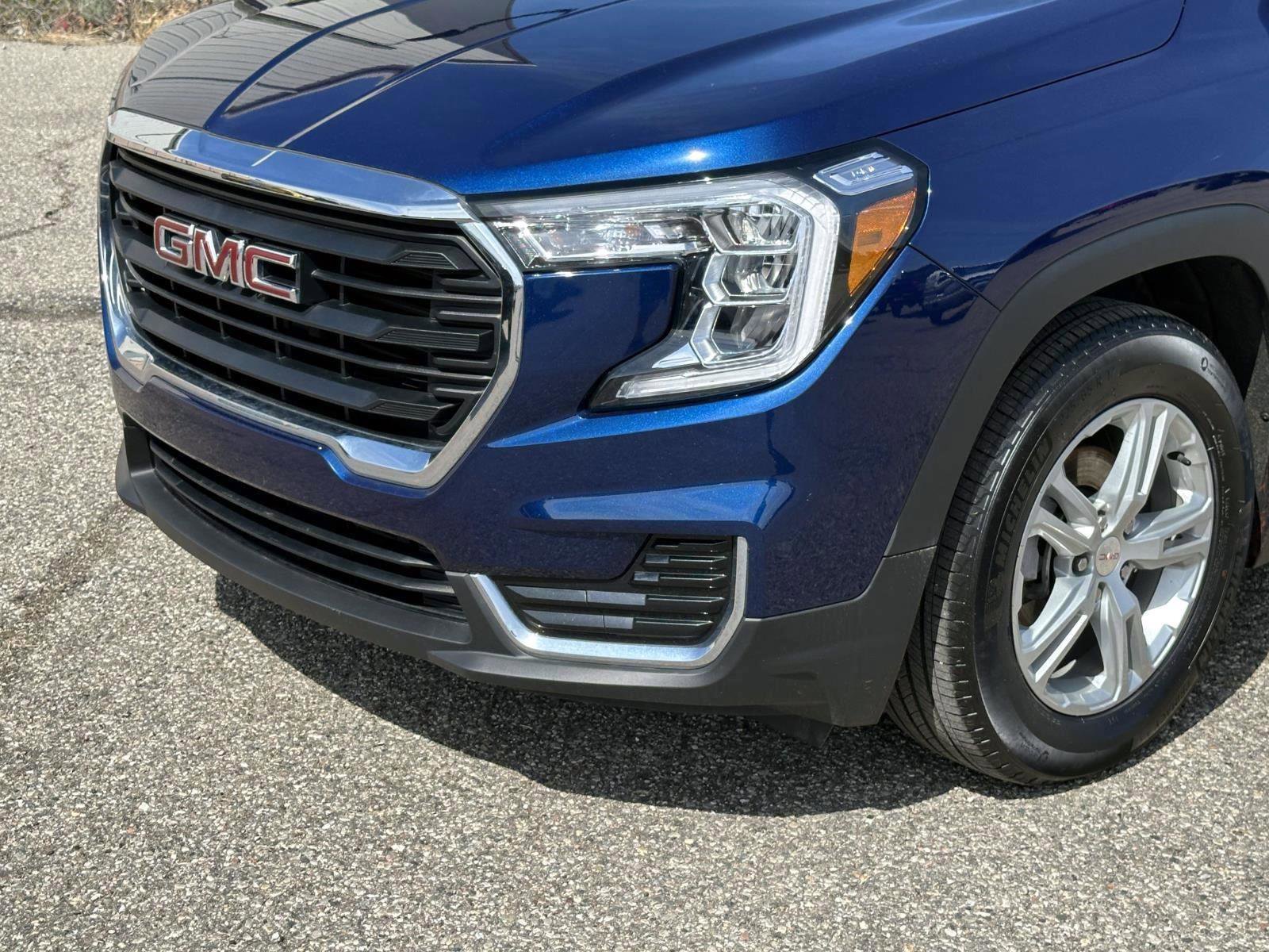 Certified 2023 GMC Terrain SLE w/ Driver Convenience Package image 7