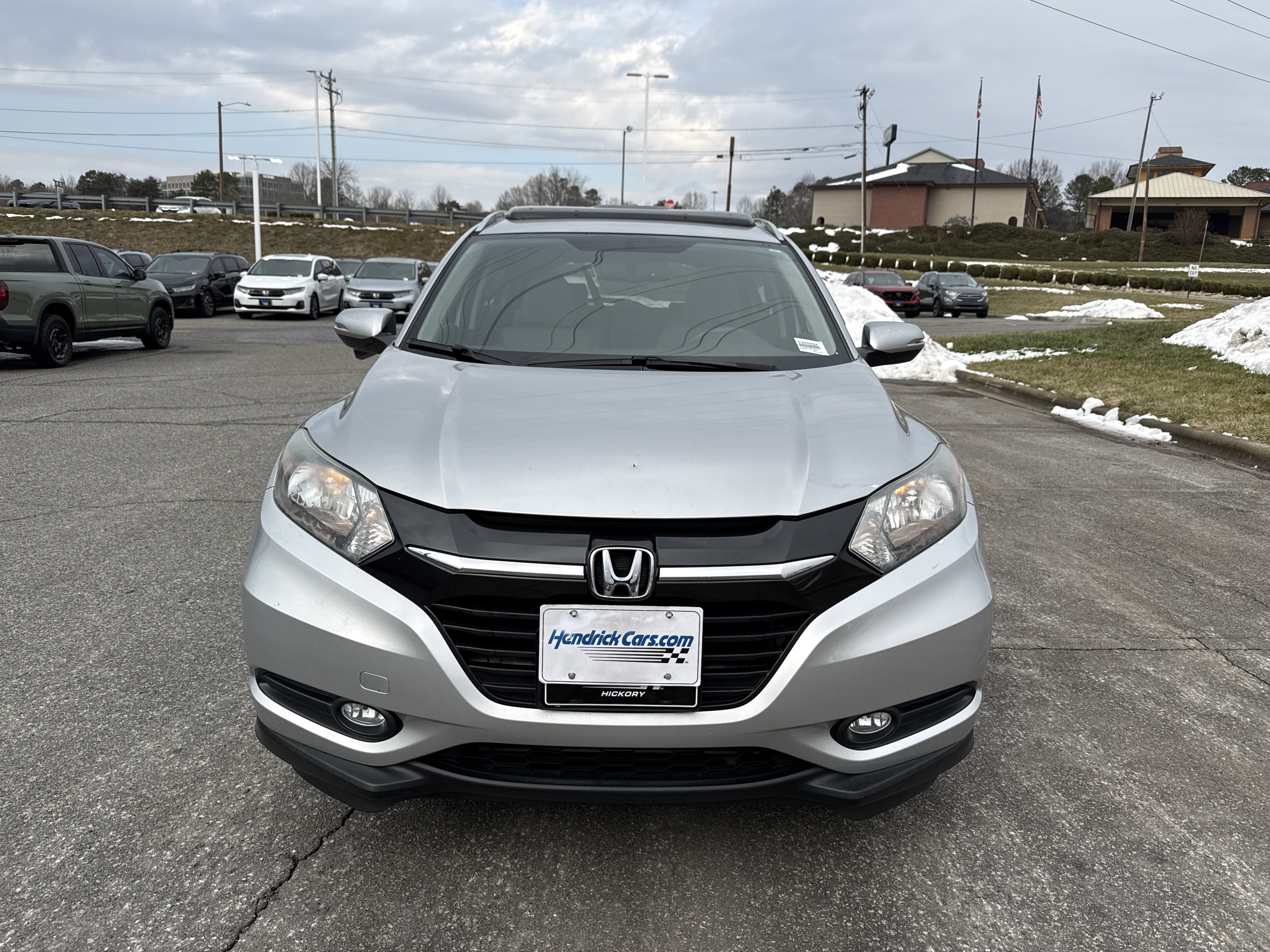 Used 2016 Honda HR-V EX-L image 3