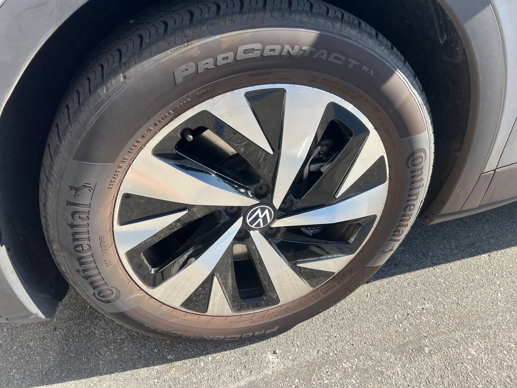 Used 2025 Volkswagen ID.4 Pro RWD image 9