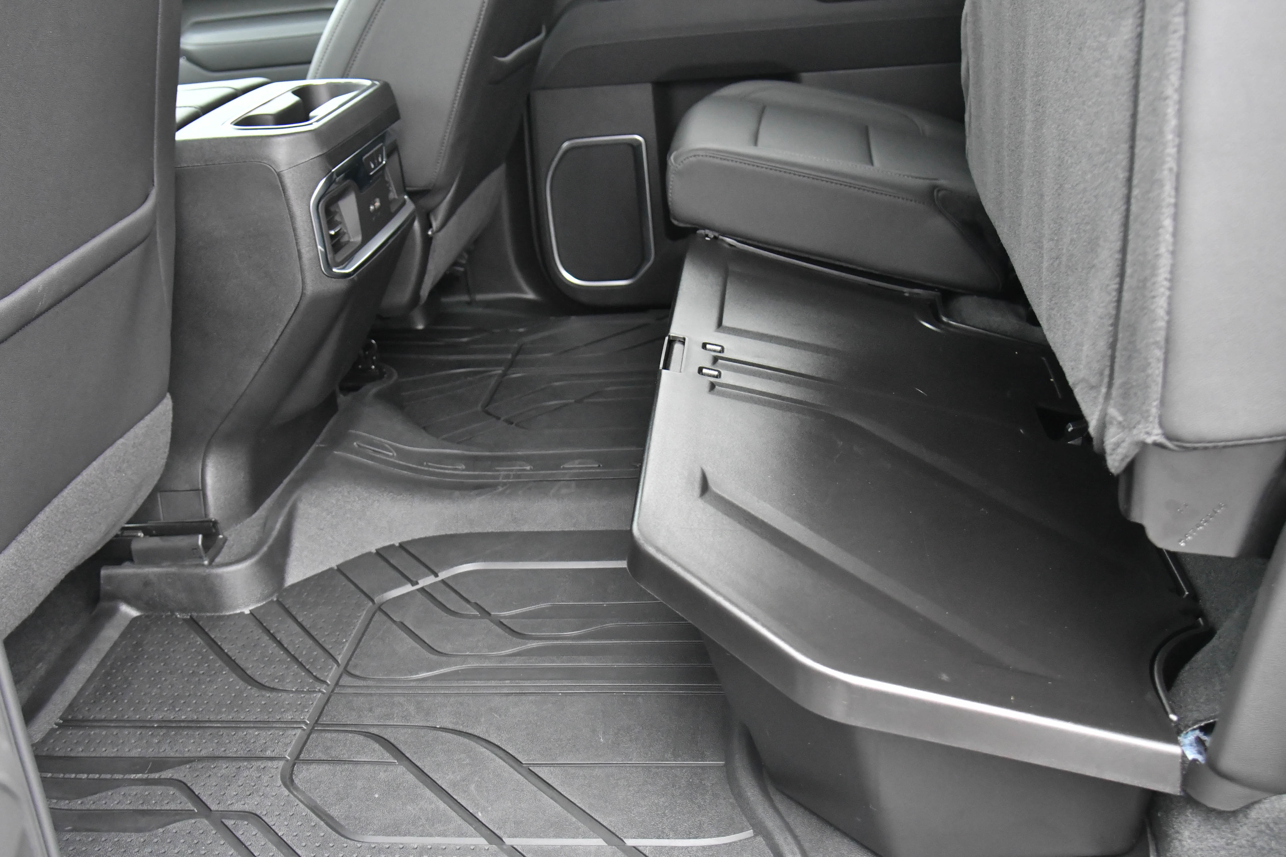 Used 2025 Chevrolet Silverado 1500 LTZ w/ Technology Package image 51