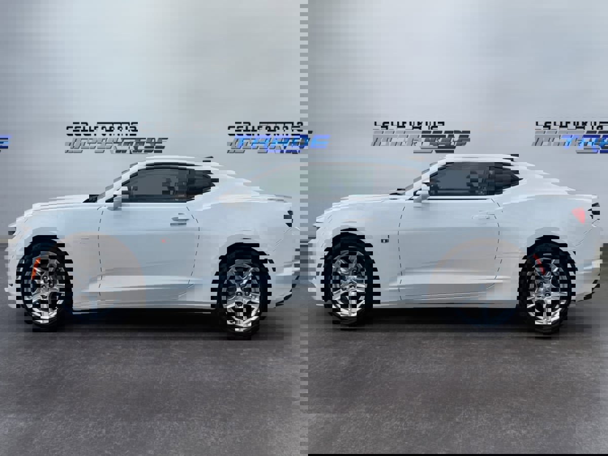 Used 2023 Chevrolet Camaro LT image 8