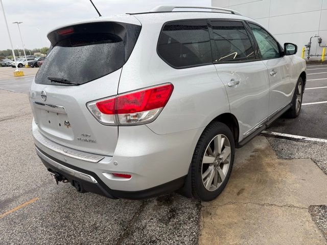 Used 2015 Nissan Pathfinder Platinum w/ Cargo Package image 4