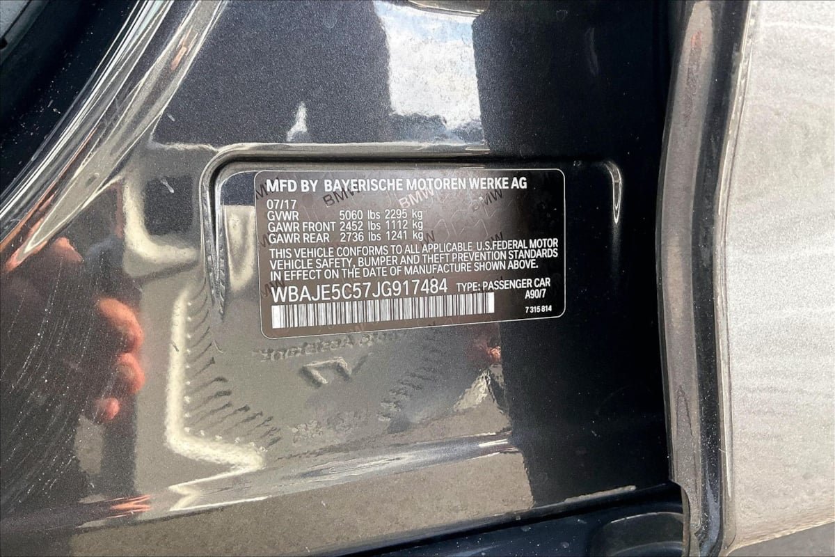 Used 2018 BMW 540i RWD image 31