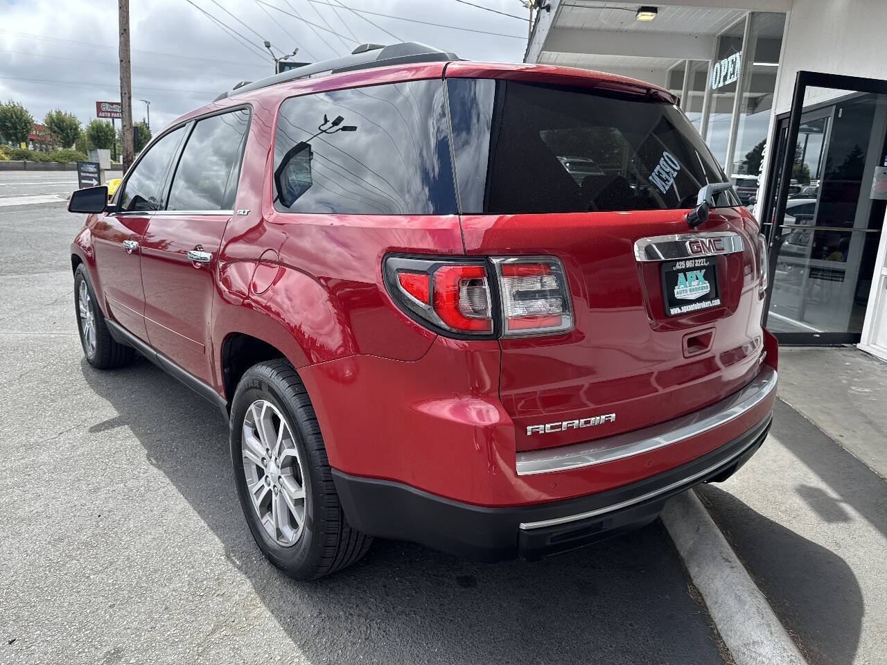Used 2013 GMC Acadia SLT AWD/4WD image 3