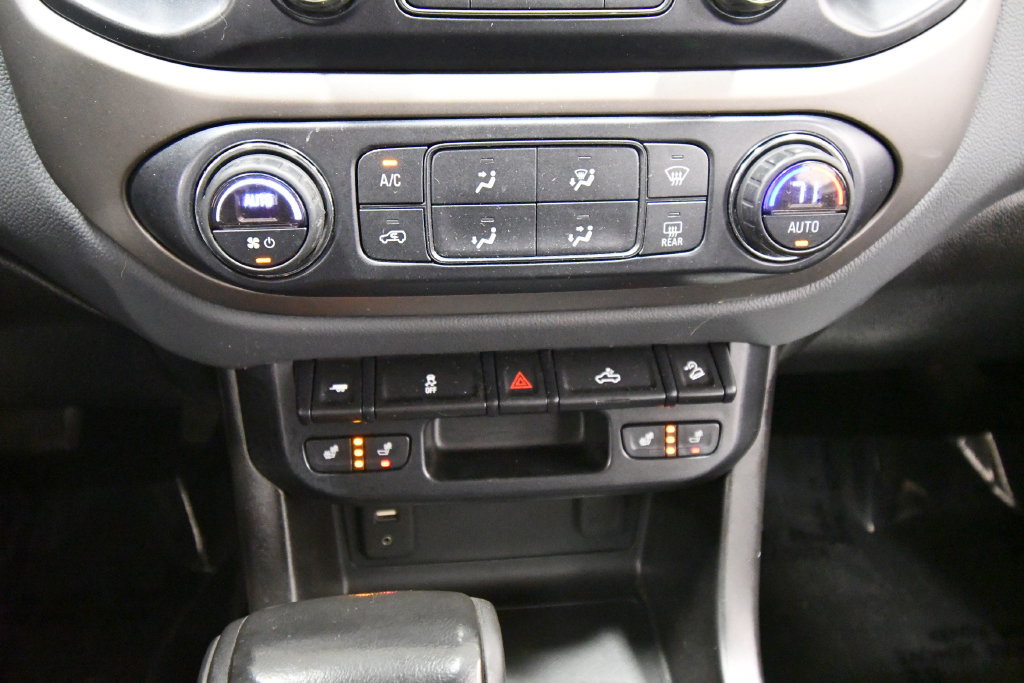 Used 2018 Chevrolet Colorado Z71 AWD/4WD image 25