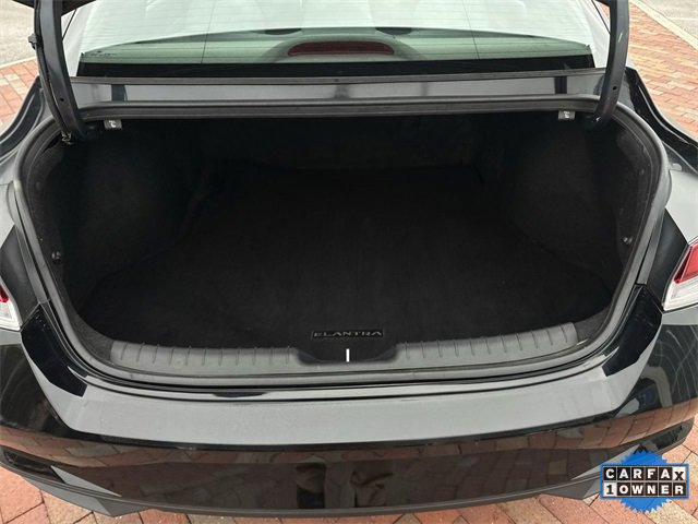 Used 2023 Hyundai Elantra SEL image 28