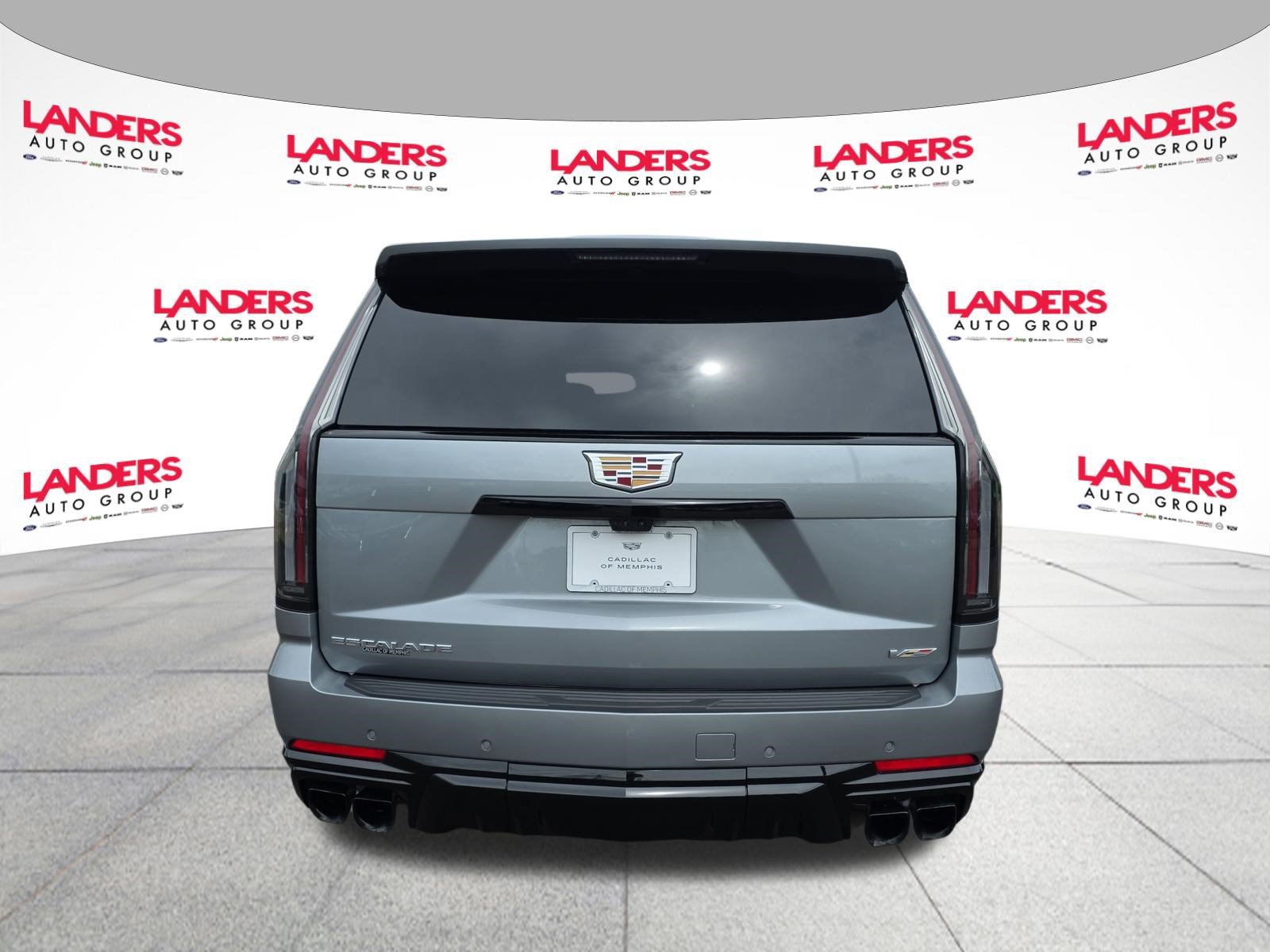 Used 2026 Cadillac Escalade ESV V AWD/4WD image 4