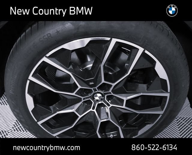 Used 2026 BMW X7 M60i AWD/4WD image 7