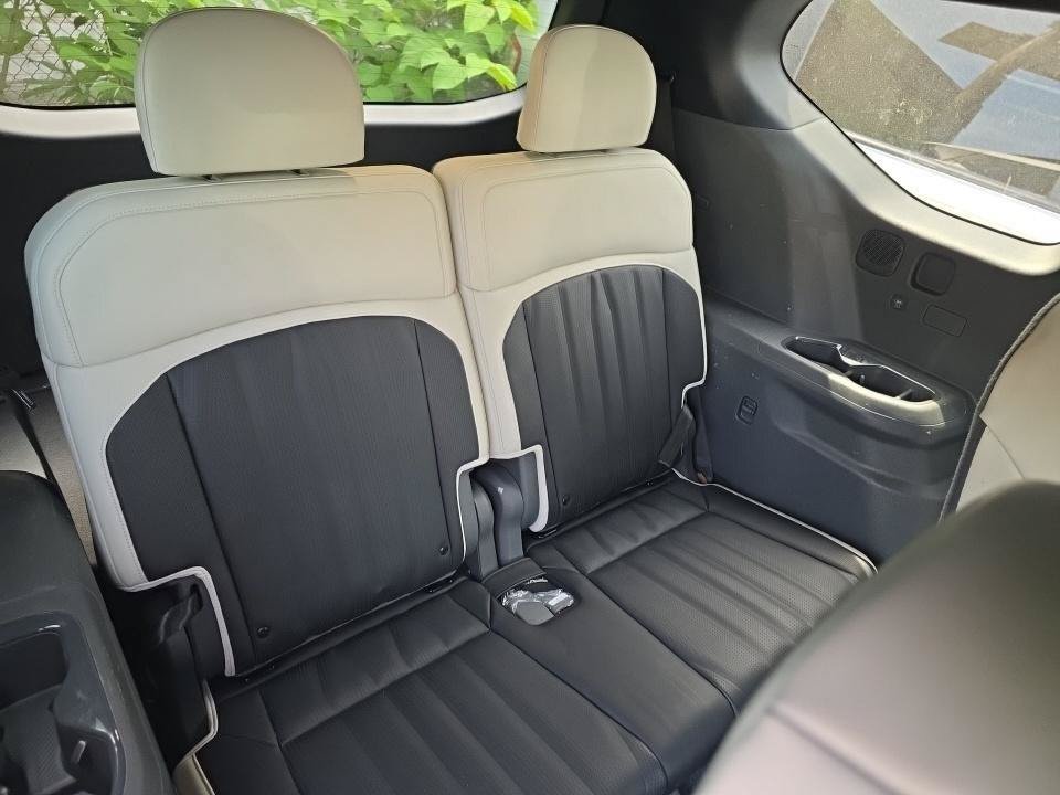 Certified 2024 Kia EV9 GT-Line AWD/4WD image 9