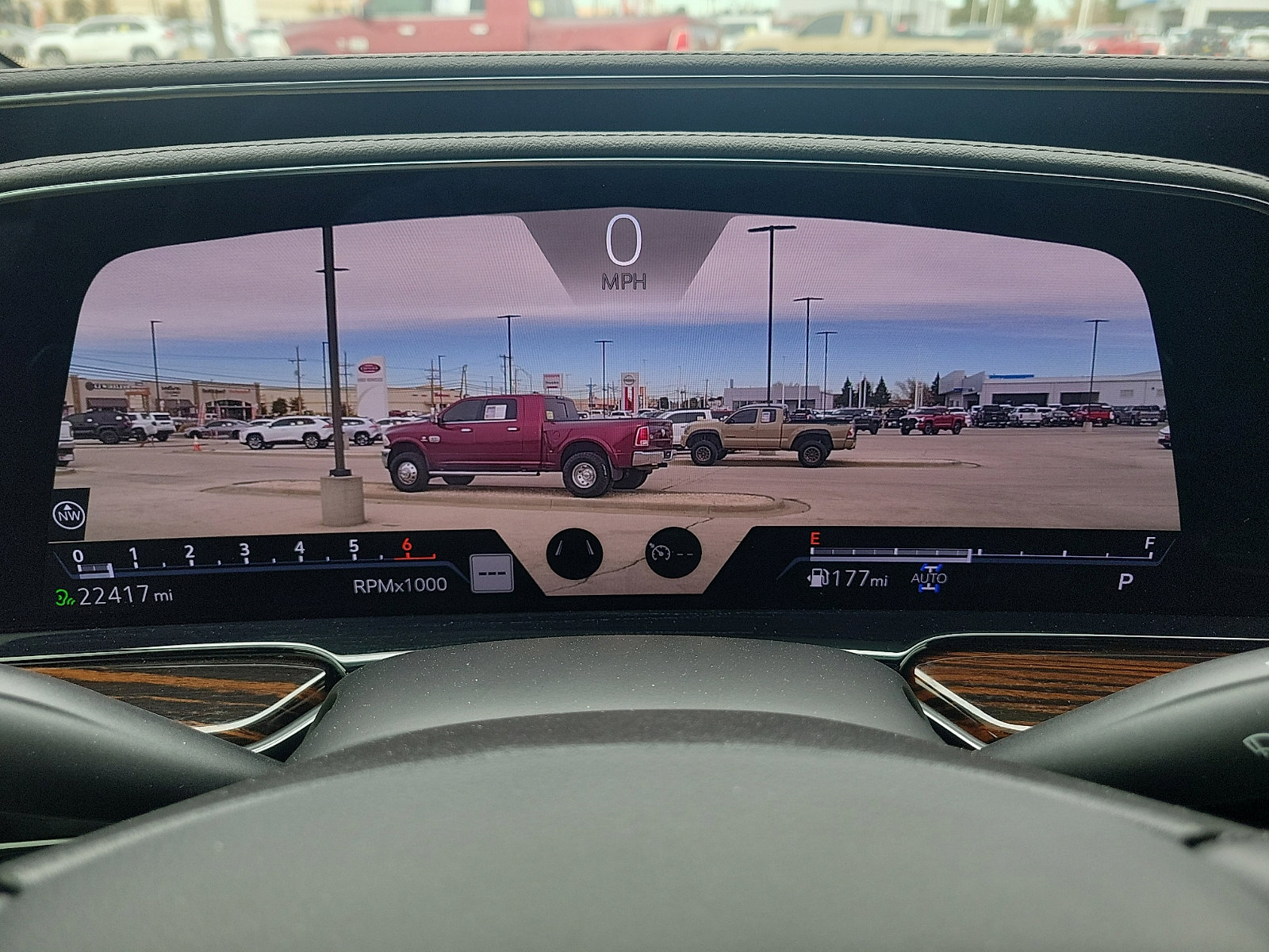 Used 2022 Cadillac Escalade ESV Luxury image 18