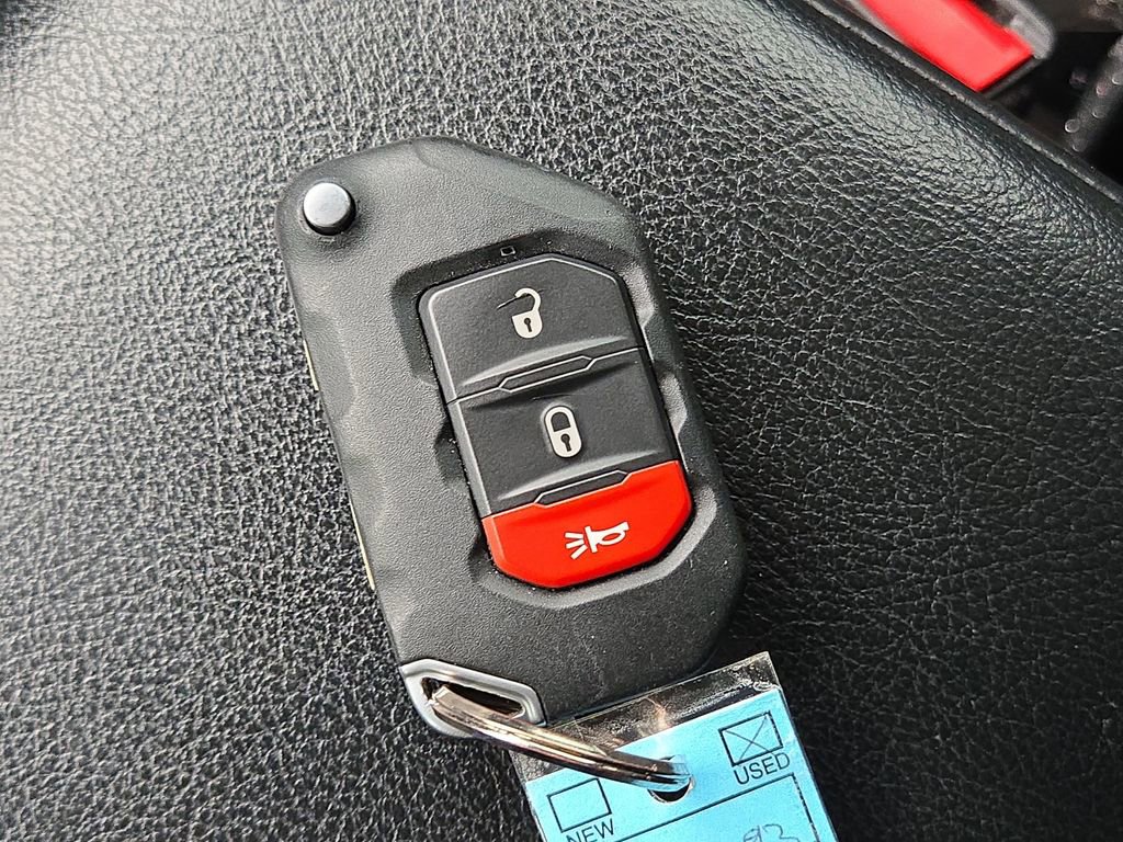 Used 2021 Jeep Wrangler Unlimited Sport image 31