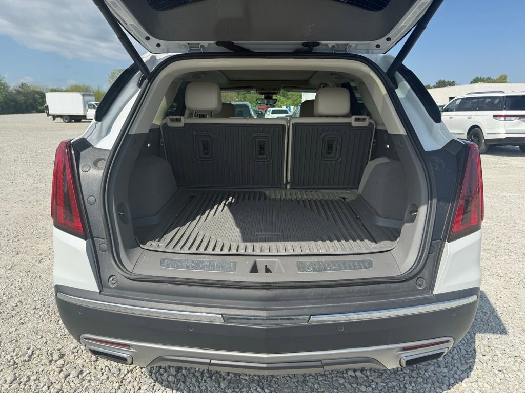 Certified 2024 Cadillac XT5 Premium Luxury w/ Technology Package AWD/4WD image 13