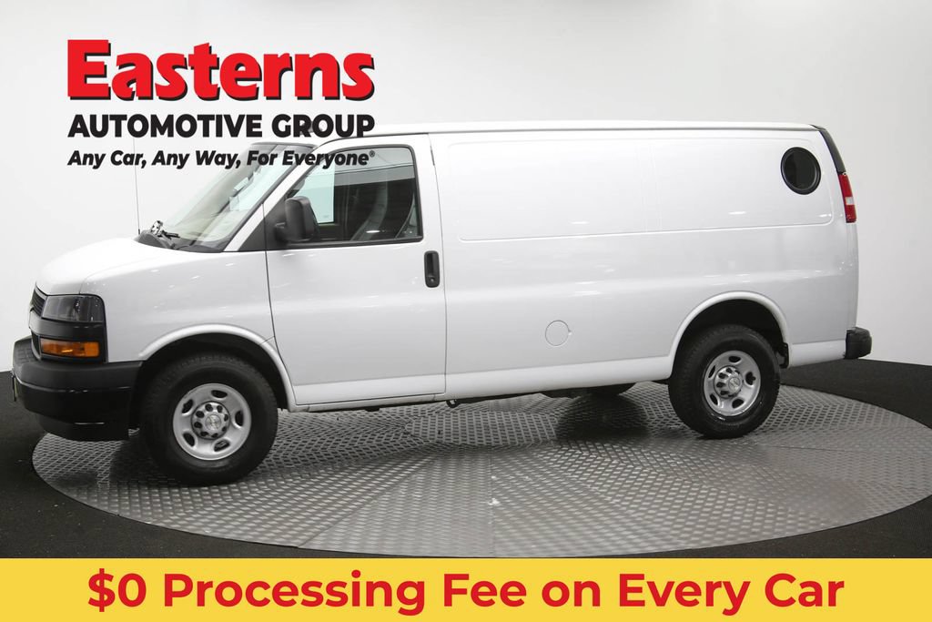 Used 2021 Chevrolet Express 3500 w/ Driver Convenience Package RWD image 54