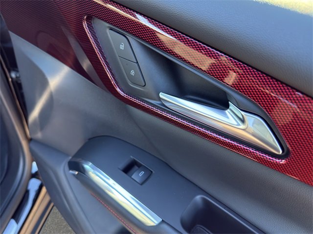 Used 2025 Chevrolet Traverse Z71 w/ Driver Confidence Package image 16