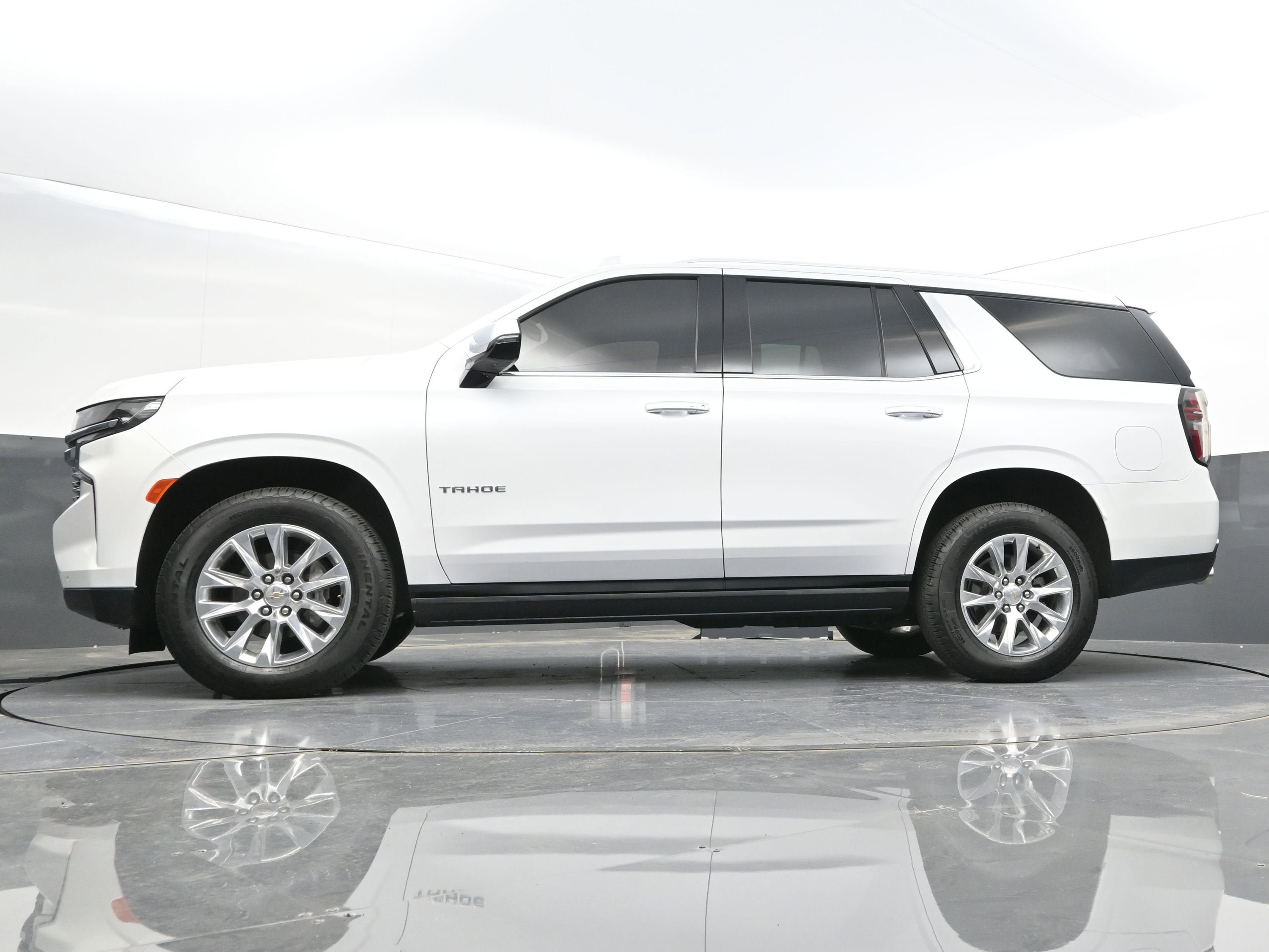 Used 2023 Chevrolet Tahoe Premier AWD/4WD image 49
