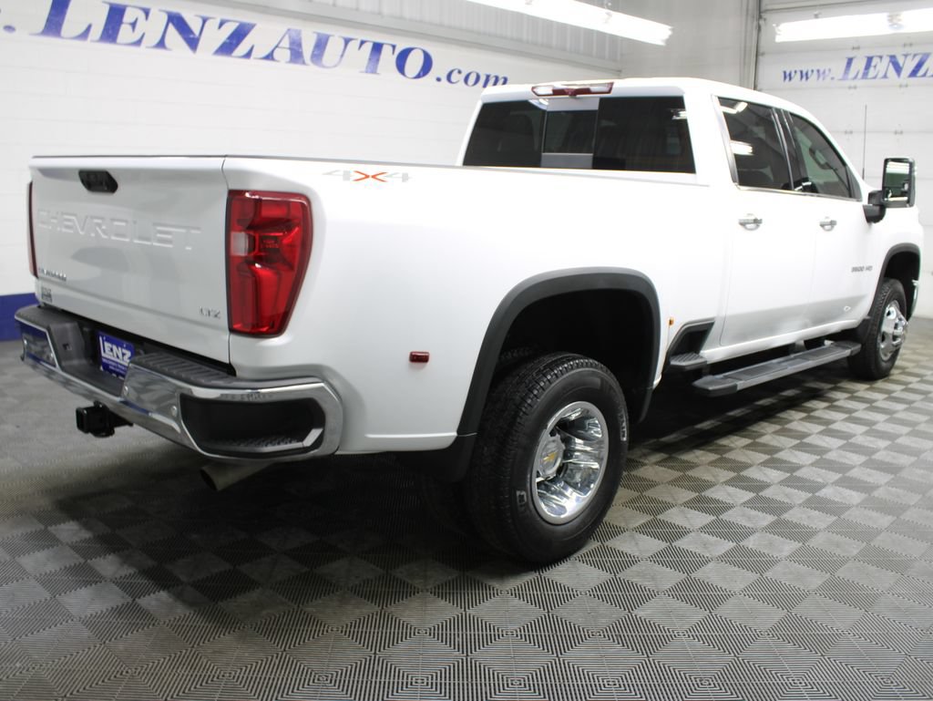 Used 2024 Chevrolet Silverado 3500 LTZ w/ LTZ Convenience Package AWD/4WD image 5