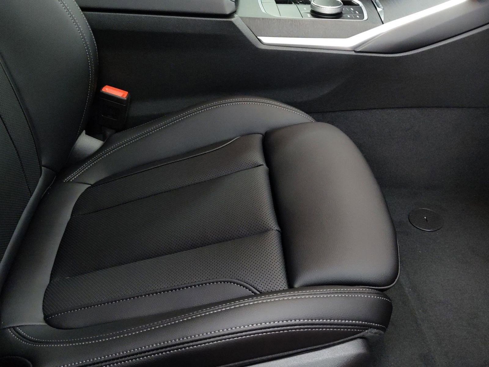 New 2026 BMW 330i xDrive 330i NA xDrive w/ Convenience Package image 9