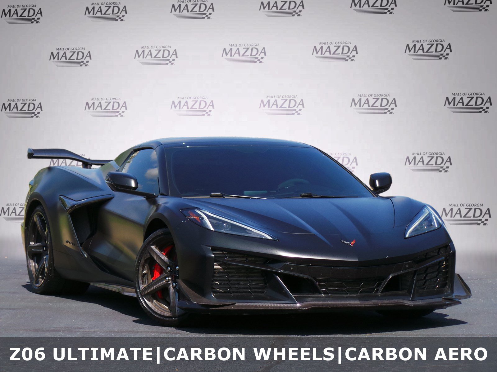 Used 2023 Chevrolet Corvette Z06 w/ Z07 Performance Package RWD image 2