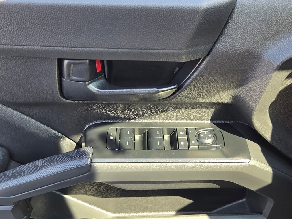 Used 2025 Toyota Tacoma SR image 26