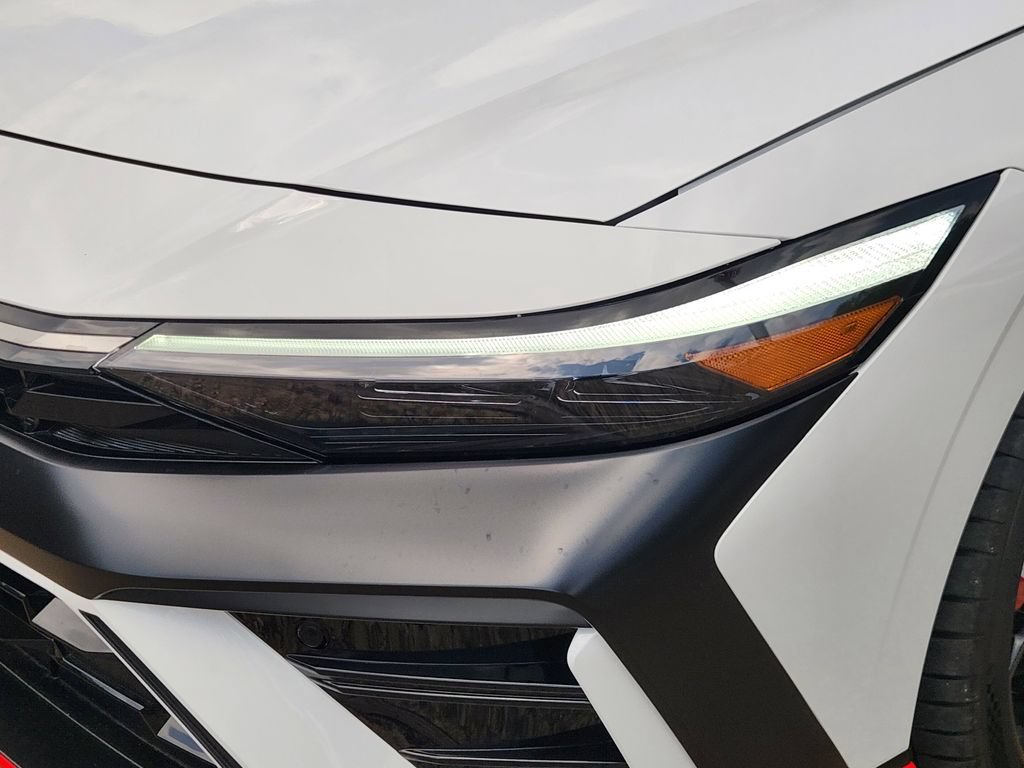 New 2026 Hyundai Elantra N FWD image 7