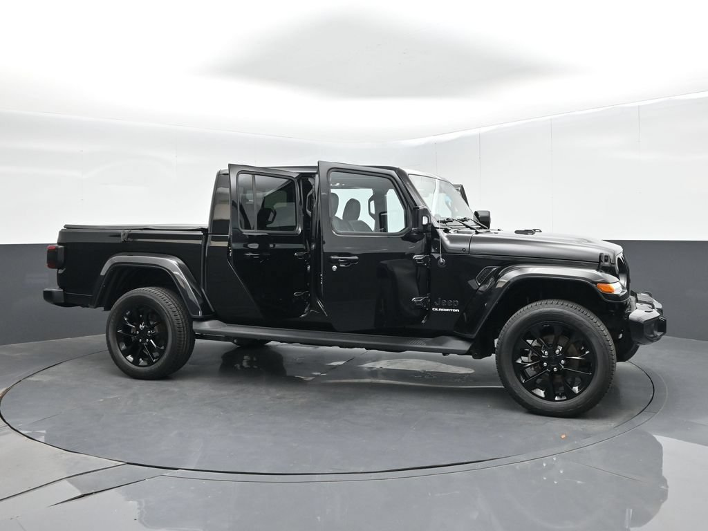 Used 2022 Jeep Gladiator Overland AWD/4WD image 69
