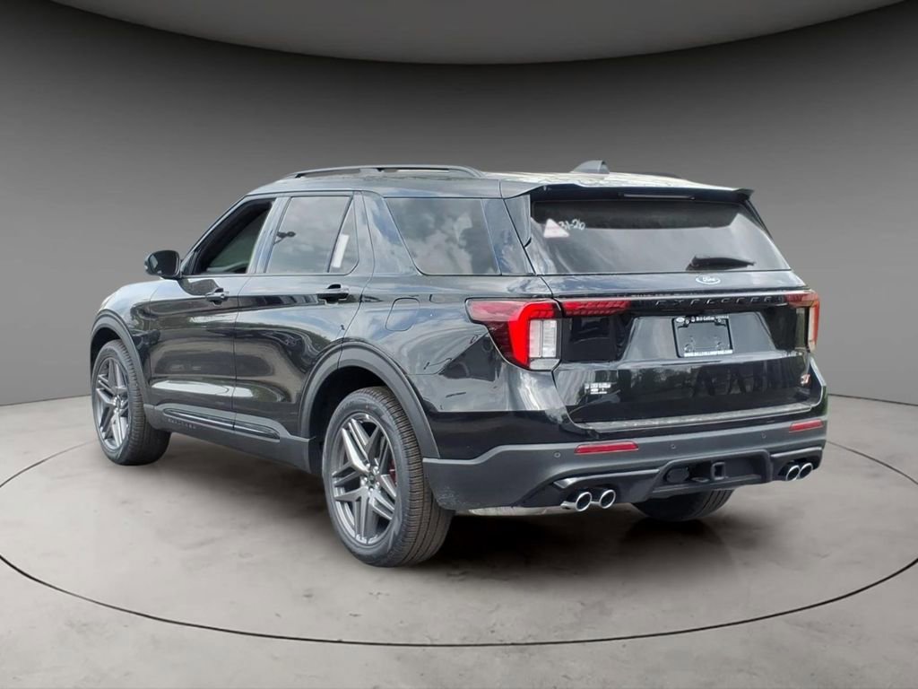 New 2026 Ford Explorer ST image 3