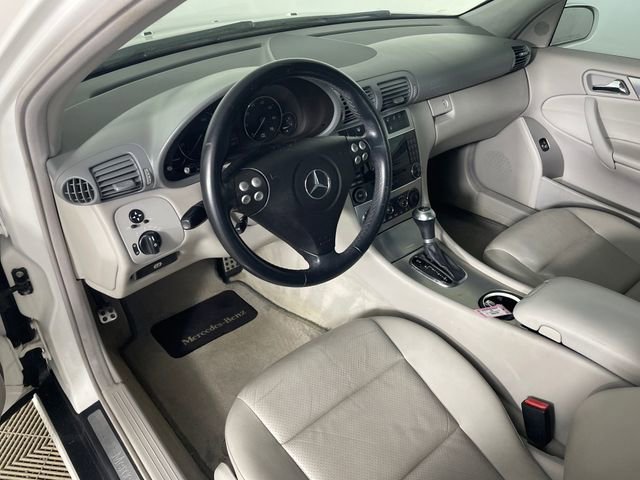 Used 2005 Mercedes-Benz C 230 Sedan image 2