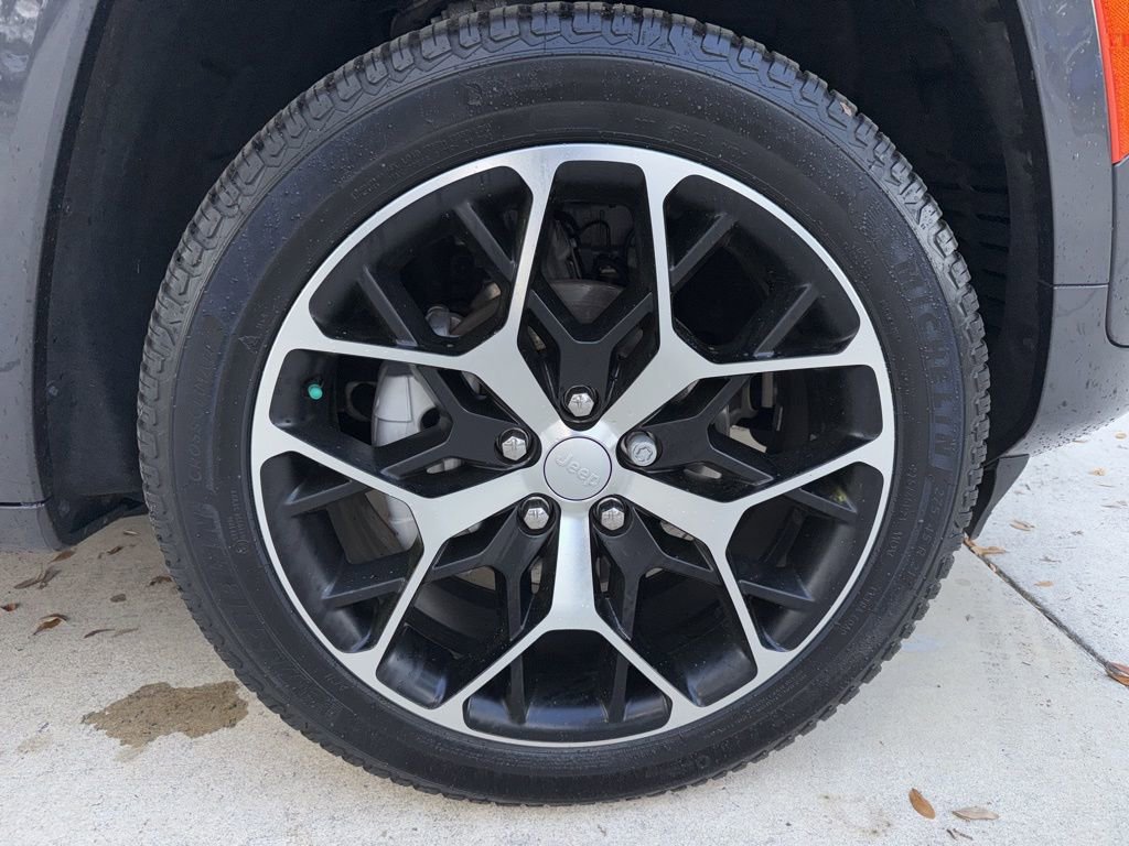 Used 2022 Jeep Grand Cherokee Summit image 44