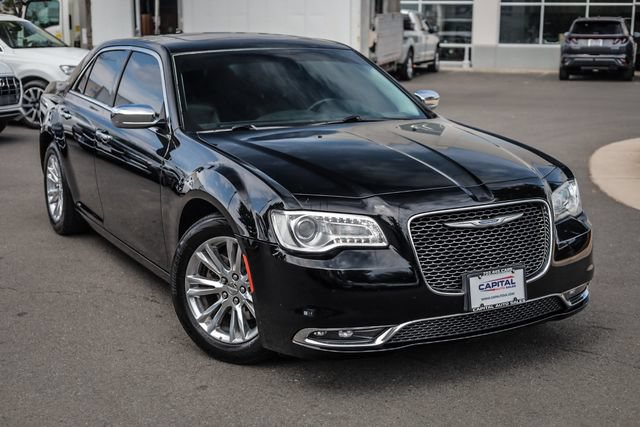 Used 2015 Chrysler 300 C RWD image 7
